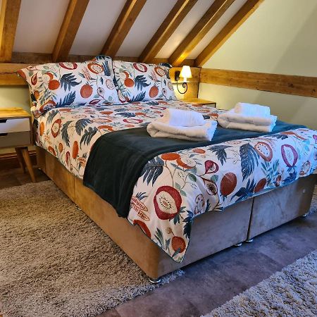 Appartement Renovated Loft On Working Farm à Mayfield  Extérieur photo