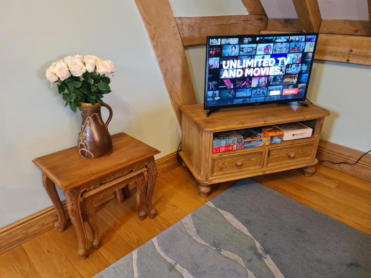 Appartement Renovated Loft On Working Farm à Mayfield  Extérieur photo